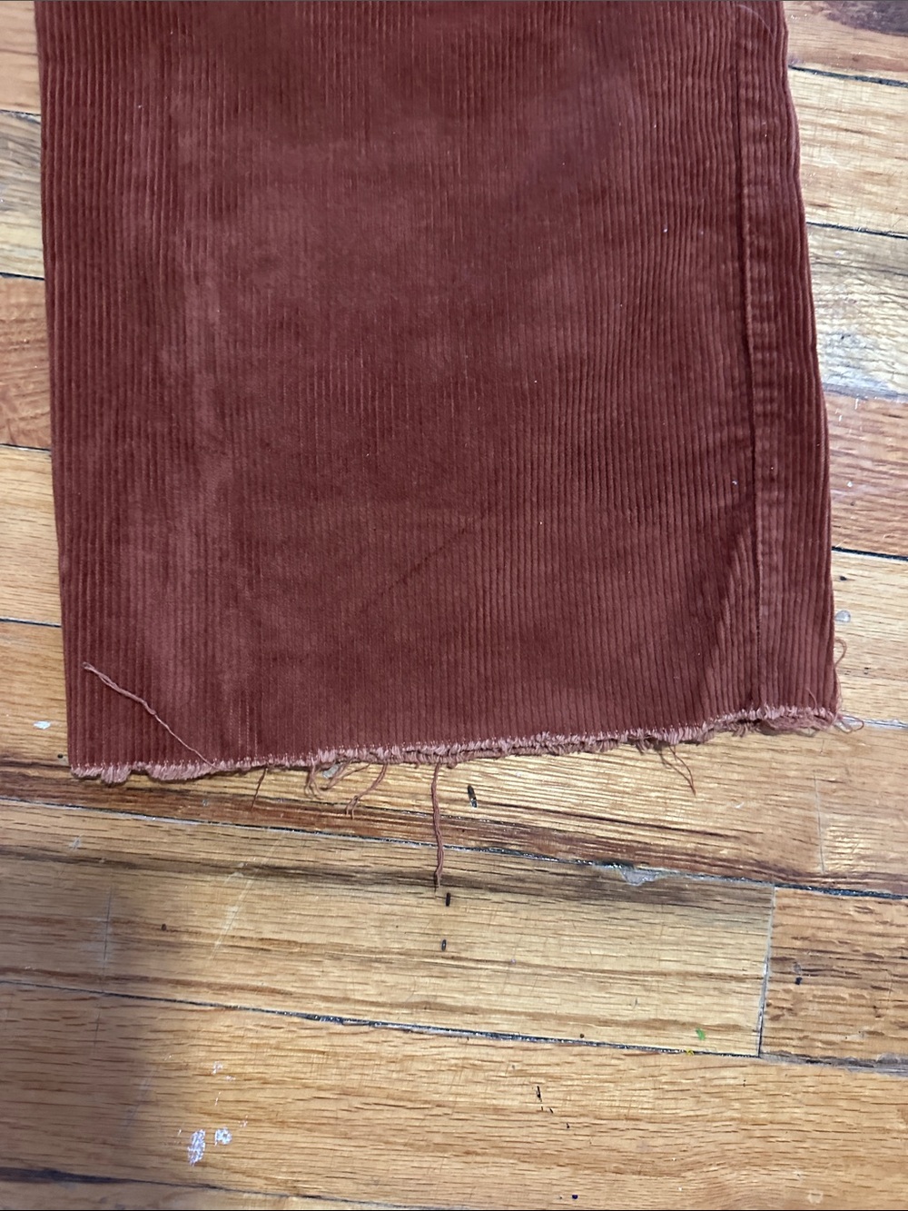 GAP Women’s Corduroy Wide-Leg Pants in Rust Brown - Picture 4 of 4